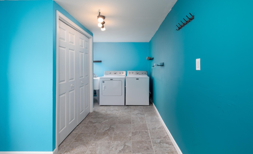 210A N Prairie Sts Brookston-12