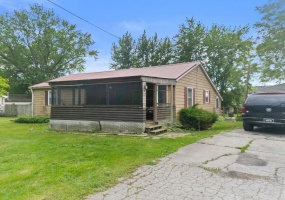 13722 Birch, Cedar Lake, Indiana, 3 Bedrooms Bedrooms, 7 Rooms Rooms,1 BathroomBathrooms,Residential,For Sale,Birch,NRA839627