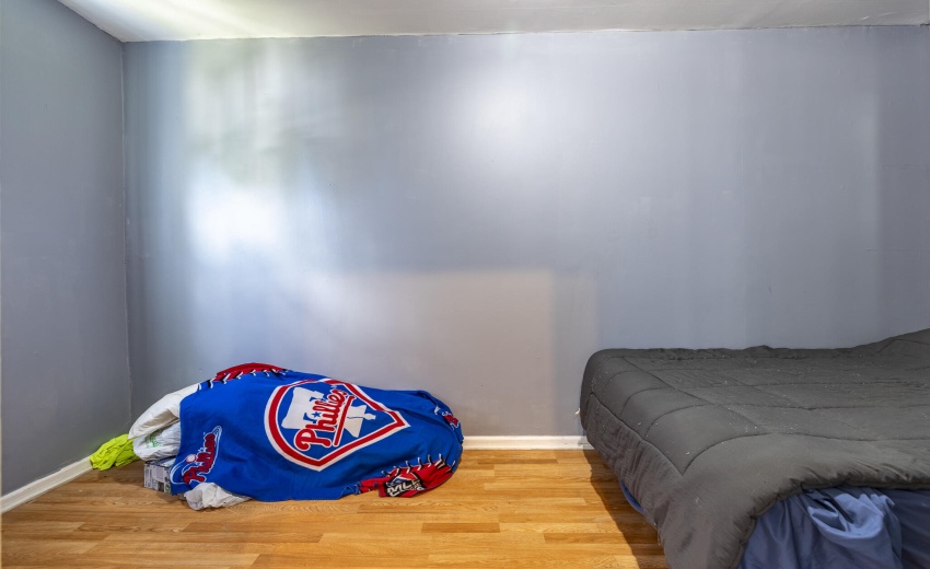 4422 Clark Ave-23