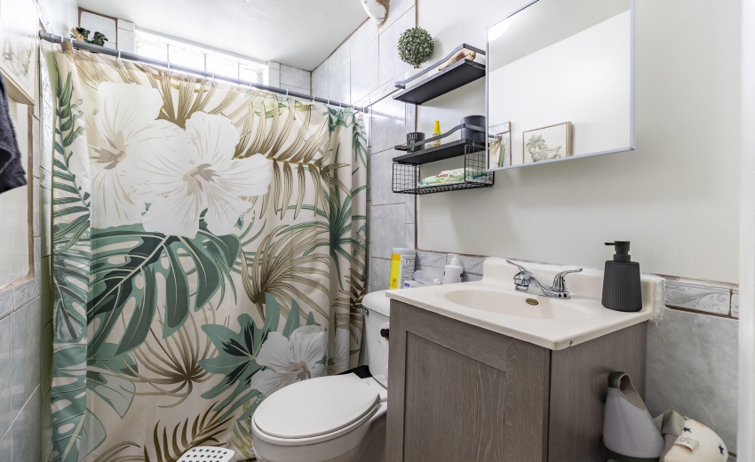 4422 Clark Ave-29