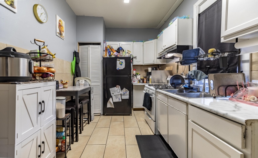 4422 Clark Ave-27