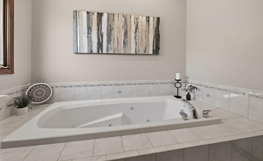 Primary Bedroom Bath