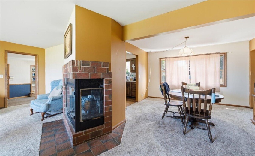 09-Dining to Living Room