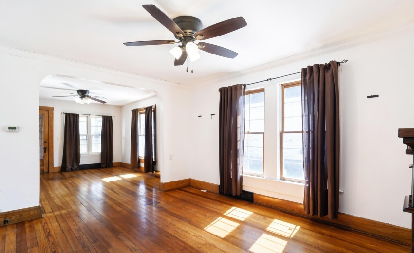 405_N_Main_St_Wanatah_IN_46390_008_MLS