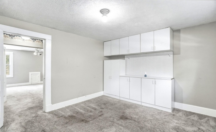 405_N_Main_St_Wanatah_IN_46390_020_MLS