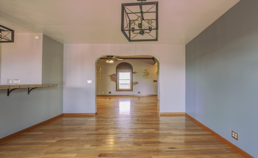 22-DiningRoom3