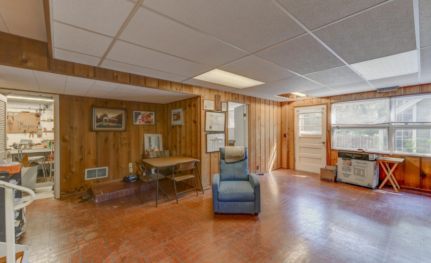 111 Ogden Road-16