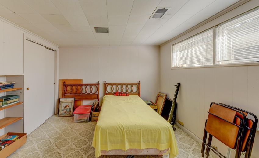 111 Ogden Road-19