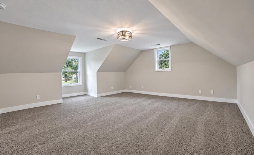 2332 Dakota St 8