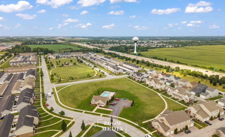 5-web-or-mls-Hamilton Square Crown Point