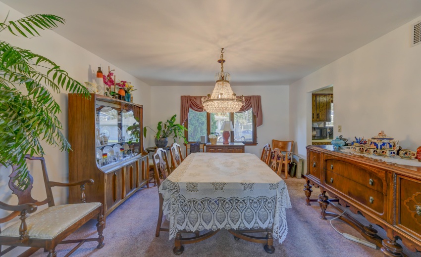 9500 Lilac Drive-11