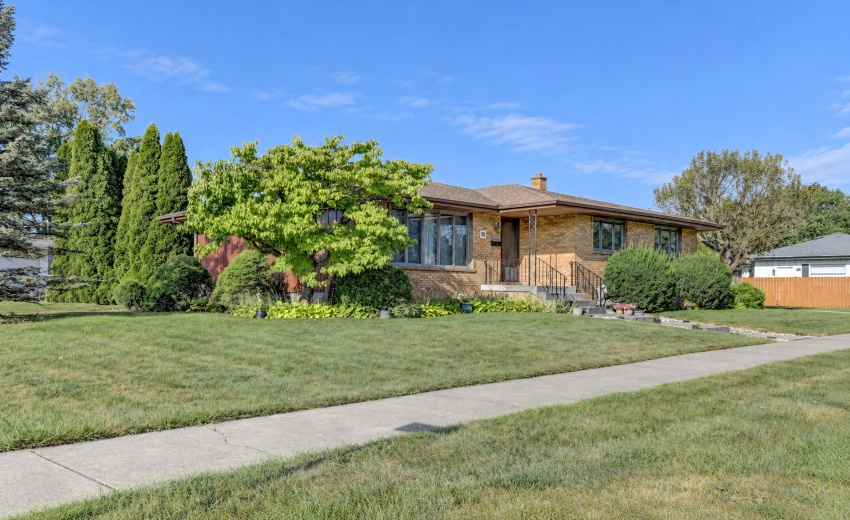 9500 Lilac Drive-8