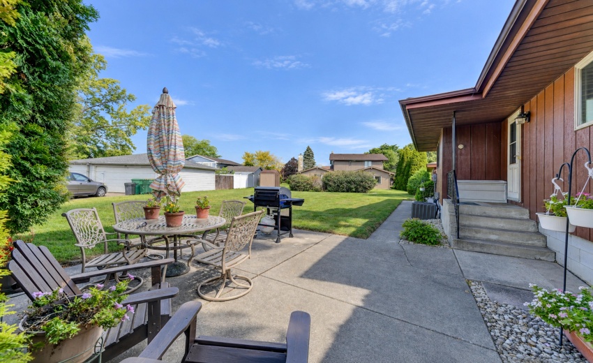 9500 Lilac Drive-7