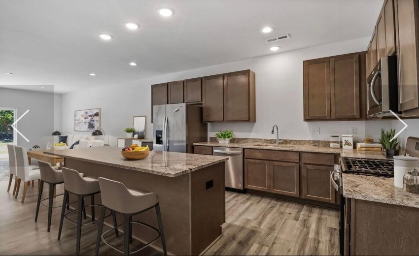 azalea kitchen